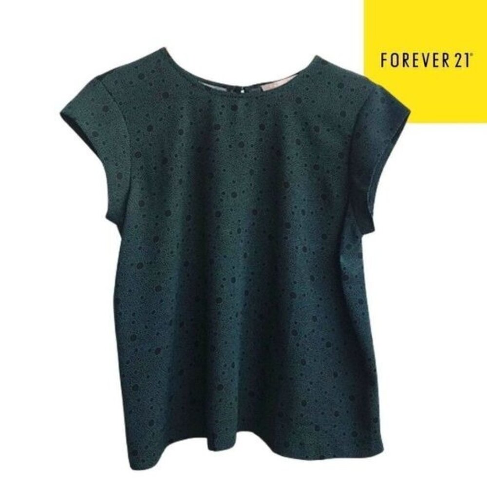Forever 21 Women's Polka‎ Dots Short Sleeve Keyhole Back Blouse Top